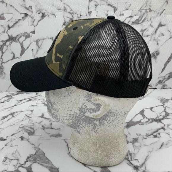 Men’s Timberland Woodland Camo Black Trucker Hat NWT