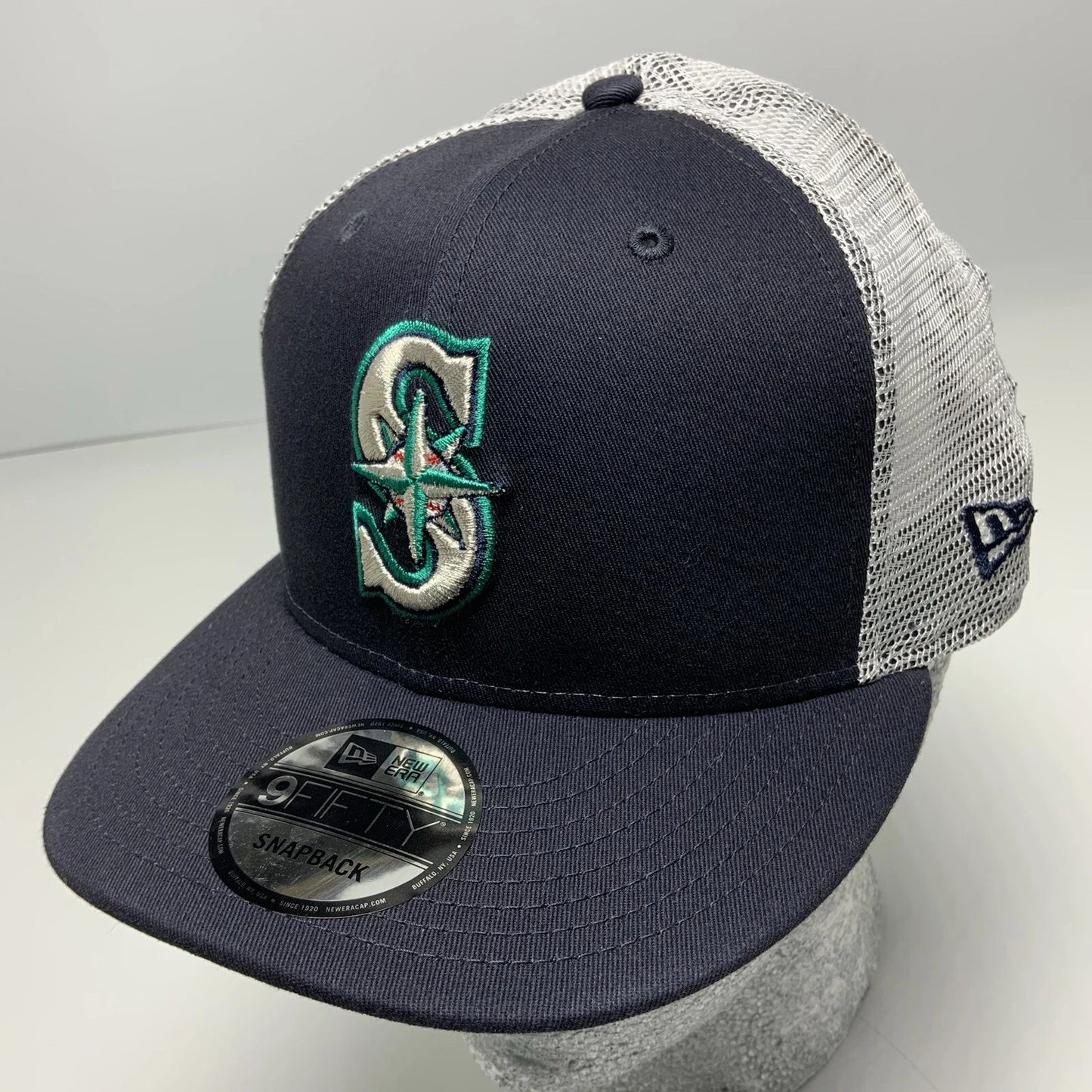 Men's New Era Cap NFL New Orleans Saints Navy White 9FIFTY Snapback Hat