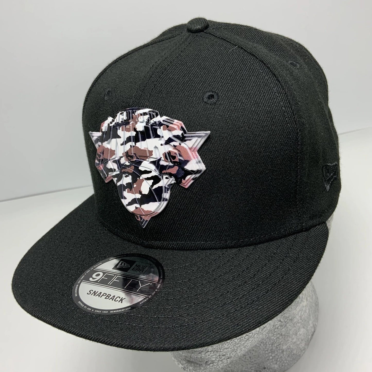 Men's New Era Cap Black | Camo Logo NY Knicks 9FIFTY NBA