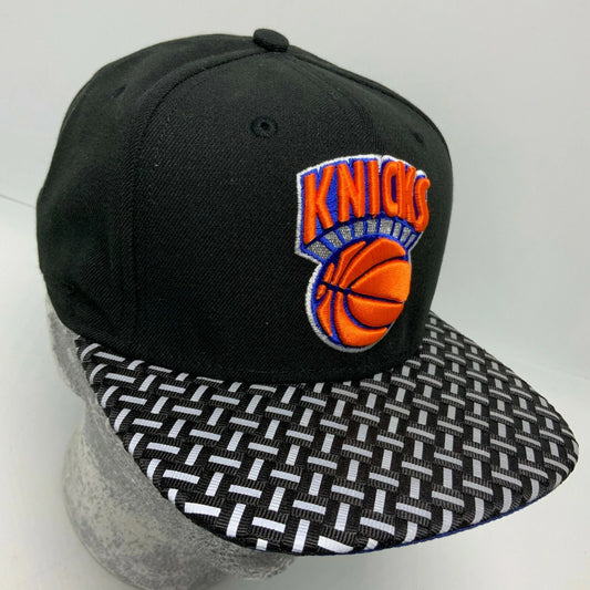 Mens' New Era Cap Black | White Straw Hat NY Knicks 9FIFTY NBA