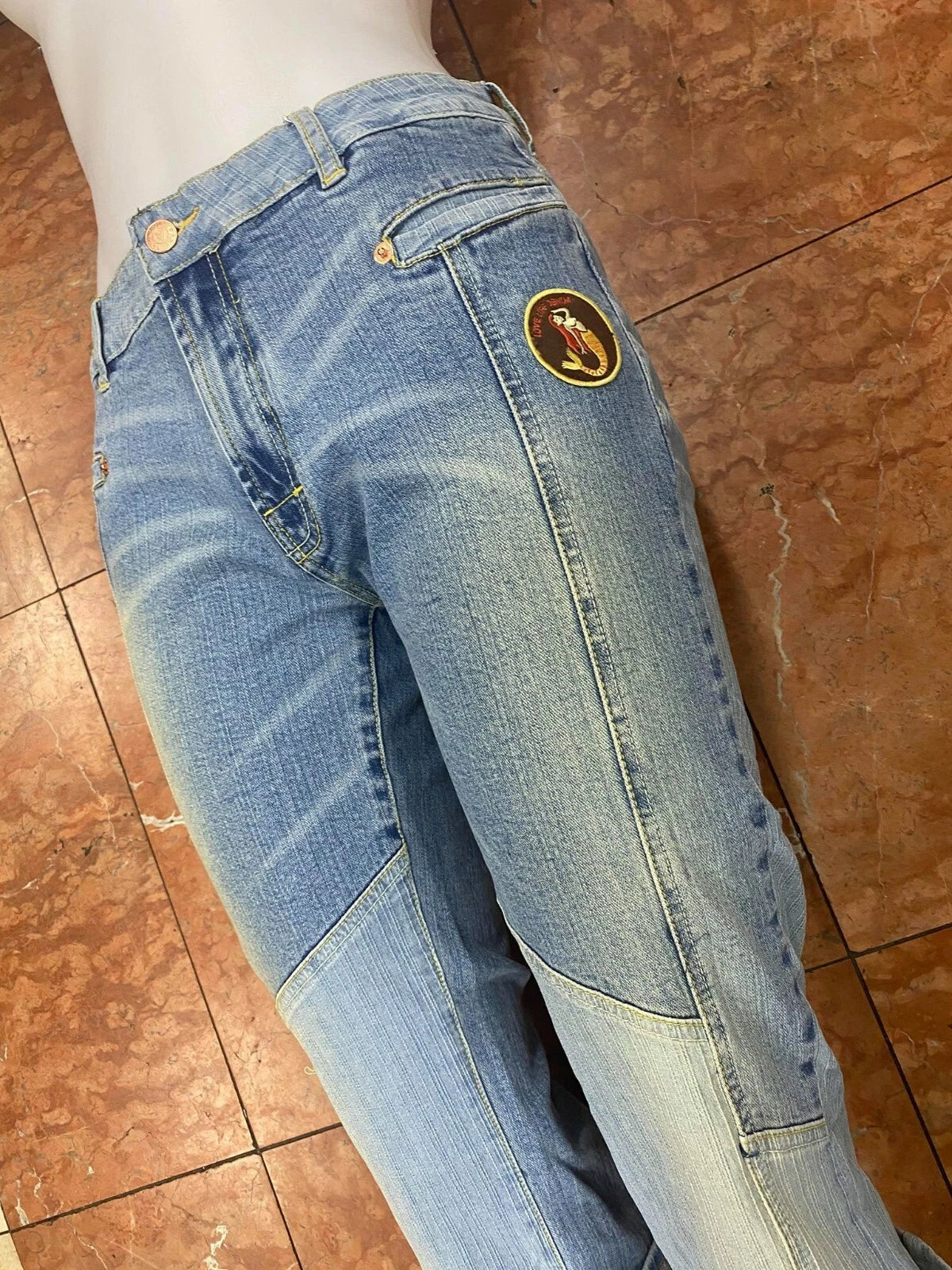 Women's Azzure Vintage Sandblast Capri Pants