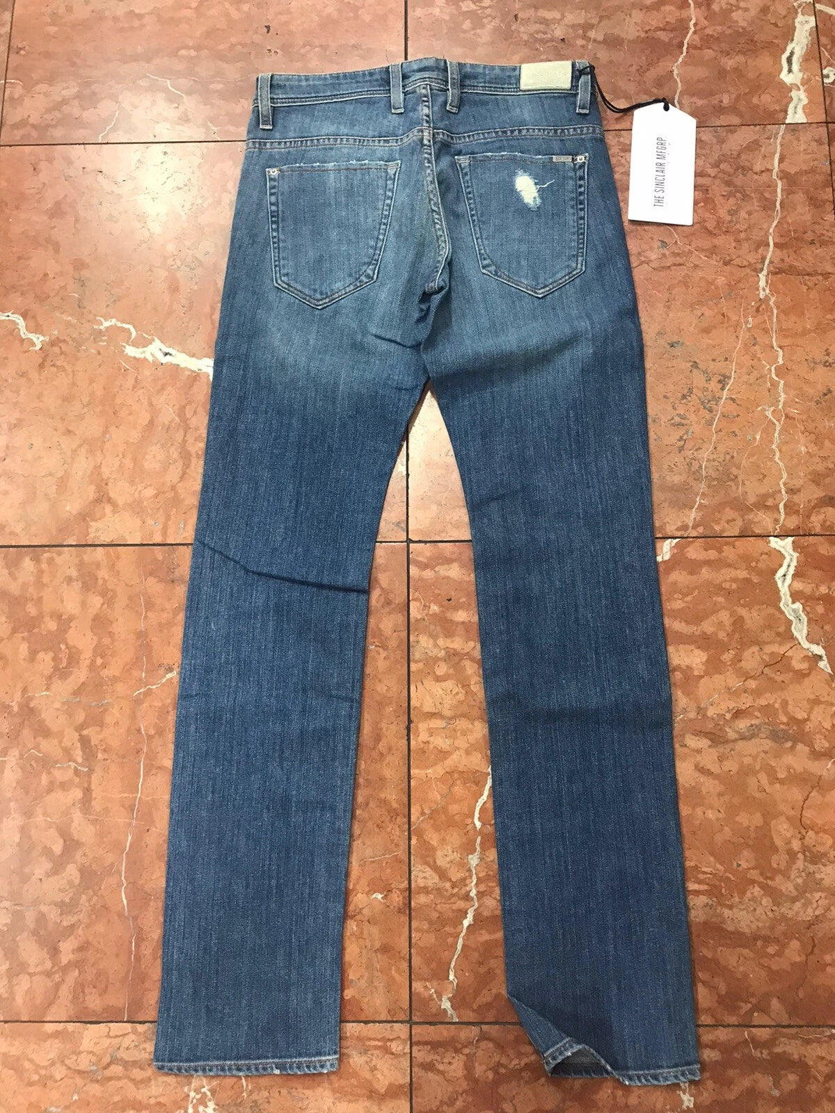 Men's Sinclair Medium Blue Ripped Fashion Denim Pants NWT