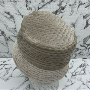 Men's Kangol Dash Quilted Bin w/Ear Flaps Taupe Casual Bucket Hats NWT