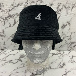 Men's Kangol Black Dash Quilted Bin w/Ear Flaps Casual Bucket Hats NWT