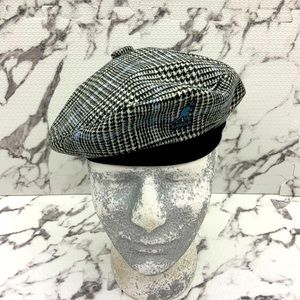 Men's Kangol Black | White | Sky Blue Show Your Teeth Beret Hat NWT