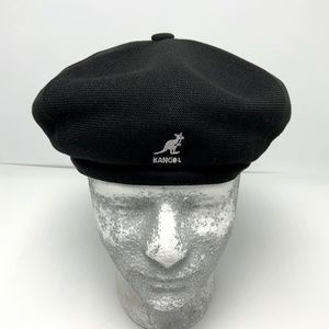 Men's Kangol Bamboo Jax Beret Black | White Casual Hats NWT