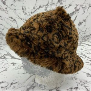 Men's Kangol Fuzzy Brown Leopard Faux Fur Casual Hat NWT