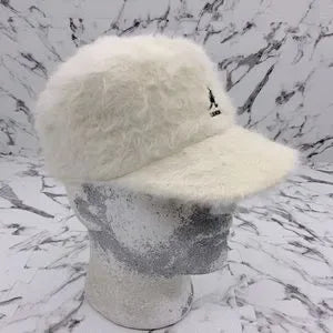 Men's Kangol Furgora Links Off White | Black Casual Caps NWT